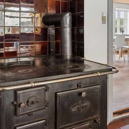 Idyllic Half-timbered House For 10 Guests Σπίτι διακοπών