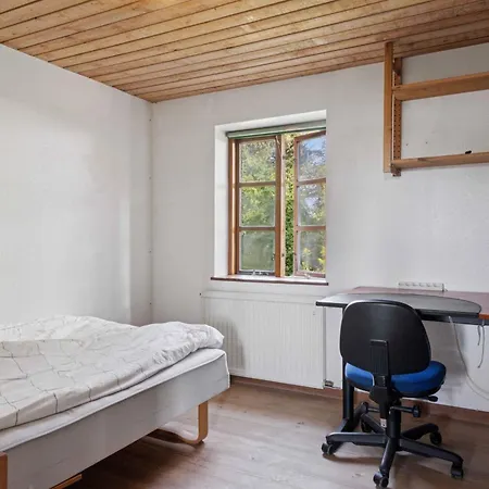 Σπίτι διακοπών Idyllic Half-timbered House For 10 Guests Kettinge