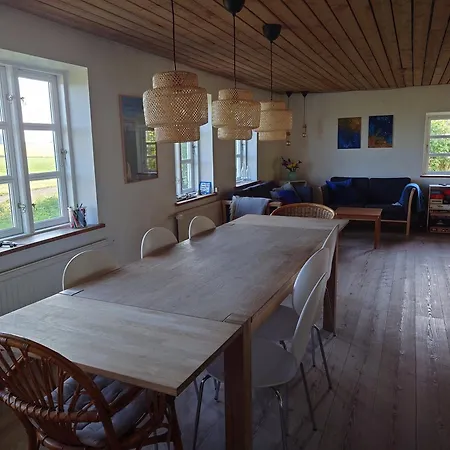 Idyllic Half-timbered House For 10 Guests * Kettinge