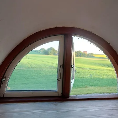 Idyllic Half-timbered House For 10 Guests * Kettinge