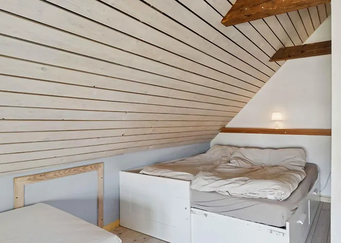 Idyllic Half-timbered House For 10 Guests * Kettinge