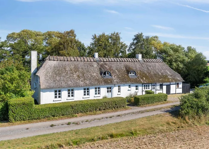 Idyllic Half-timbered House For 10 Guests Kettinge
